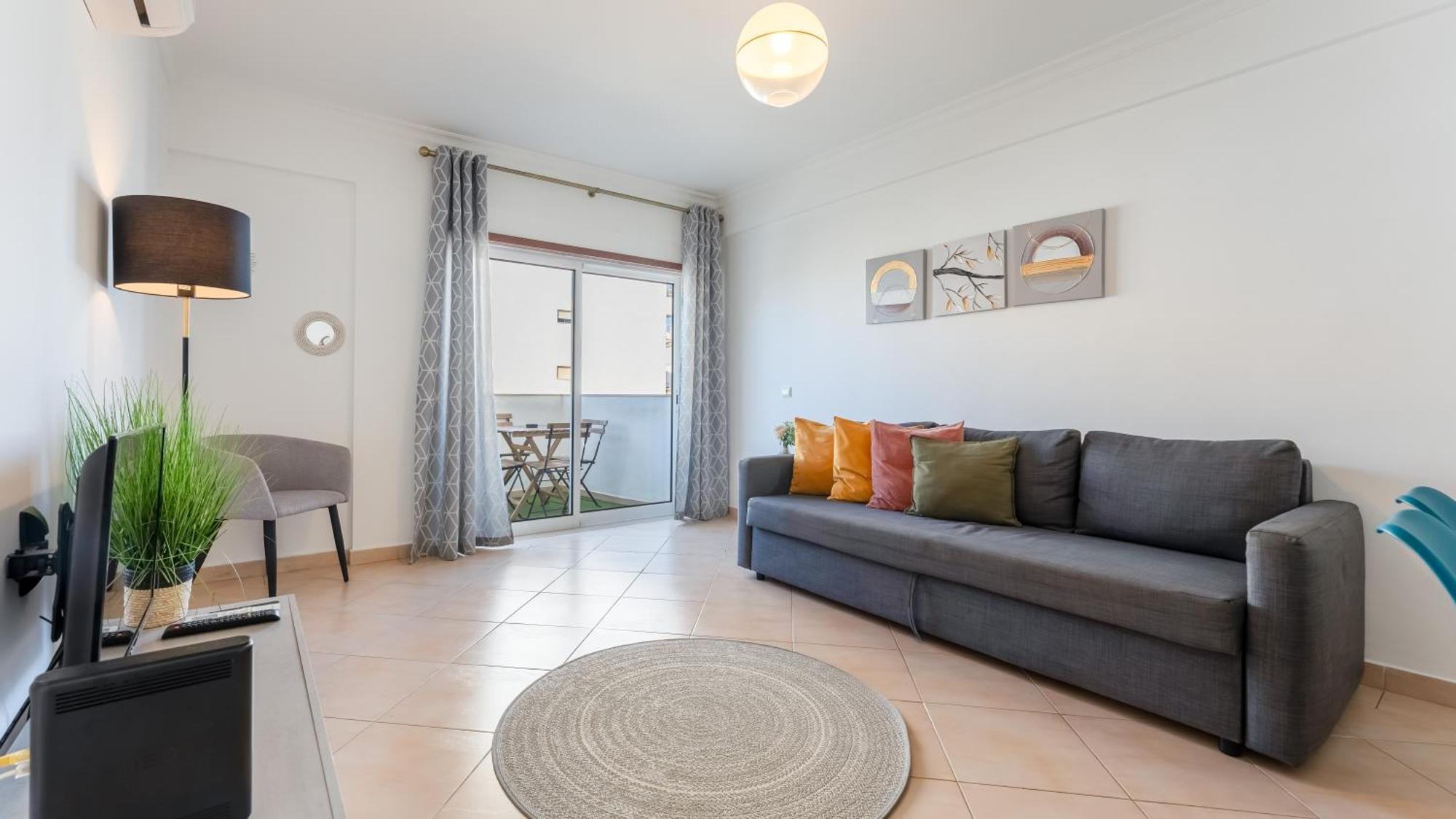 Sunny Retreat With Pool And Balcony By Lovelystay Albufeira Dış mekan fotoğraf