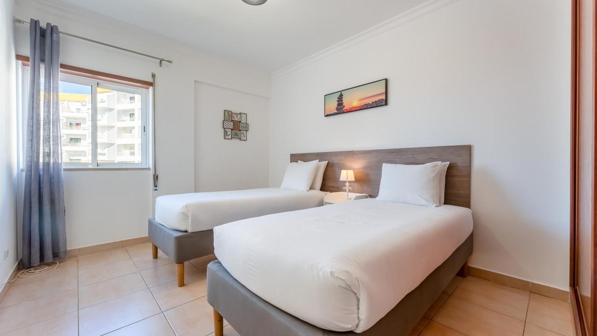 Sunny Retreat With Pool And Balcony By Lovelystay Albufeira Dış mekan fotoğraf